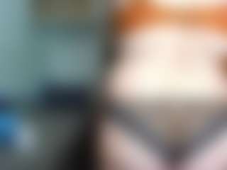 Naomi2life's Live Sex Cam Show