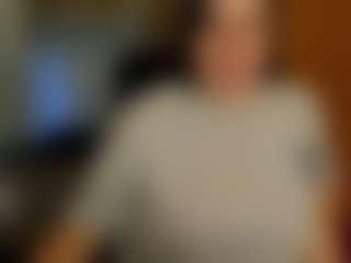 Naomi2life's Live Sex Cam Show