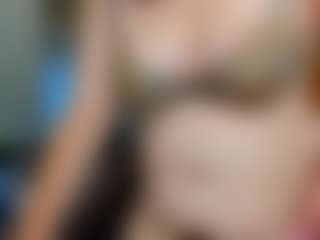 Naomi2life's Live Sex Cam Show