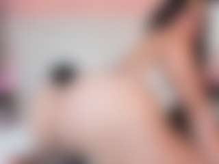 Live cam show with Anny Lewis - Blowjob on Mixed Magazine Live