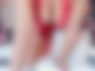 Live cam show with Anny Lewis - Squirt on Camsoda