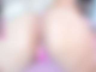 Live cam show with Anny Lewis - Anal on StripNow