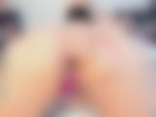 Live cam show with Anny Lewis - BBW on Camsoda