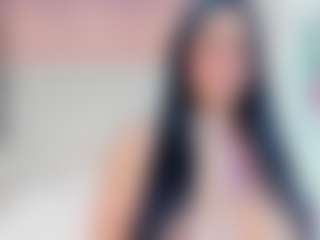Live cam show with Anny Lewis - Big Ass on Chatstar