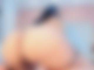 Live cam show with Anny Lewis - Anal on SquirtSoMuch