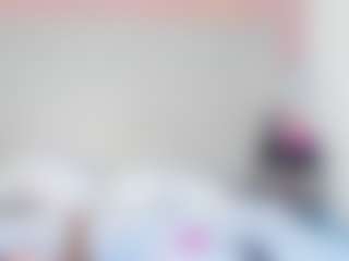 Live cam show with Anny Lewis - Strip on Camsoda
