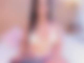 Live cam show with Anny Lewis - Big Ass on Camsoda