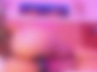Live cam show with Anny Lewis - Squirt on AdultVida.com