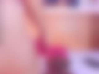 Live cam show with Anny Lewis - Lovense on Camsoda