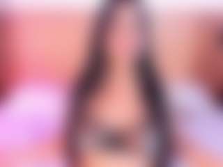 Live cam show with Anny Lewis - Gamer Ebony on Camsoda | colombia