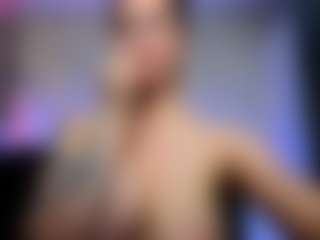 Veronica-Larsson's Live Sex Cam Show