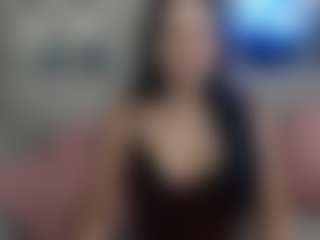 Live cam show with LunaBlueY - BBW Teen (18+) on liverealitysex.com