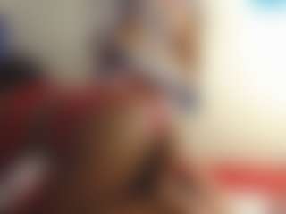 Live cam show with ROXYBAD - Butt Plug on livesuperchat.net