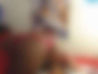 Live cam show with ROXYBAD - Average on Chatstar