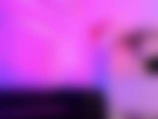 Live cam show with Mary-Lori - Smoking on Uber Horny