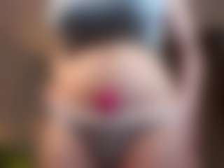 EloisCobane's Live Sex Cam Show