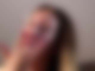 EloisCobane's Live Sex Cam Show