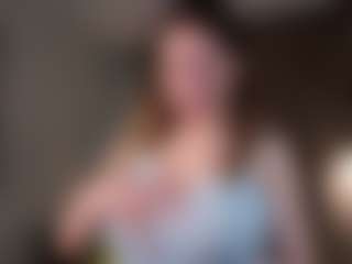 EloisCobane's Live Sex Cam Show