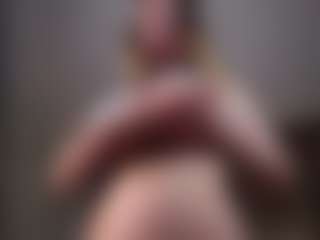 EloisCobane's Live Sex Cam Show