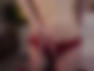 EloisCobane's Live Sex Cam Show