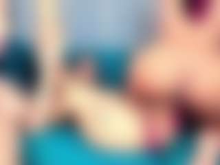 Rubi-18's Live Sex Cam Show