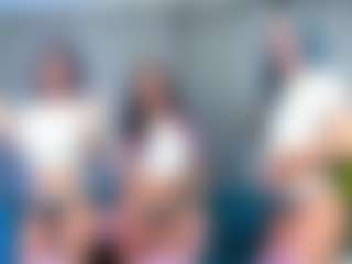 Rubi-18's Live Sex Cam Show
