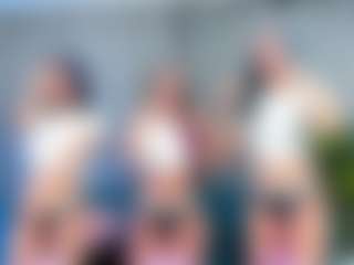 Rubi-18's Live Sex Cam Show