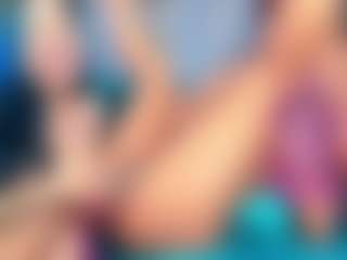 Rubi-18's Live Sex Cam Show