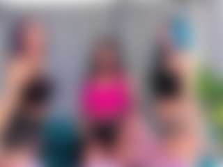 Rubi-18's Live Sex Cam Show