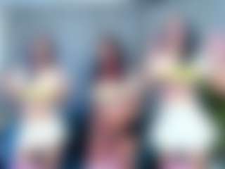 Rubi-18's Live Sex Cam Show