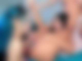 Rubi-18's Live Sex Cam Show