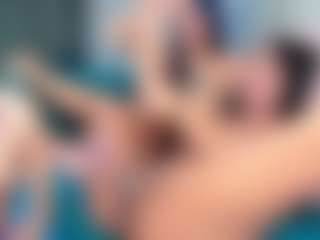 Rubi-18's Live Sex Cam Show