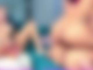 Rubi-18's Live Sex Cam Show