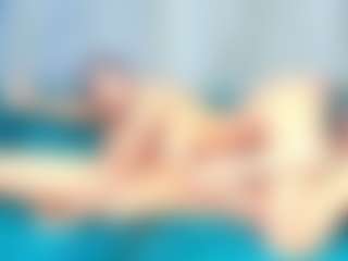 Rubi-18's Live Sex Cam Show