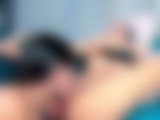 Rubi-18's Live Sex Cam Show