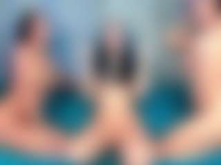 Rubi-18's Live Sex Cam Show
