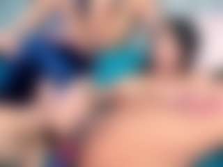 Rubi-18's Live Sex Cam Show
