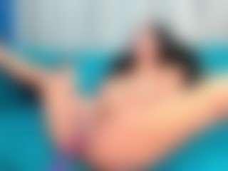 Rubi-18's Live Sex Cam Show