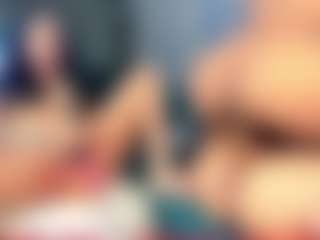 Rubi-18's Live Sex Cam Show