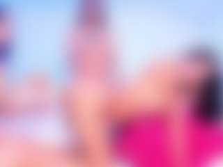 Live cam show with Rubi-18 - Strip on Camsoda