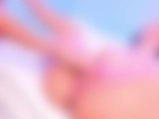 Live cam show with Rubi-18 - HD on CamClone
