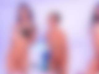 Rubi-18's Live Sex Cam Show