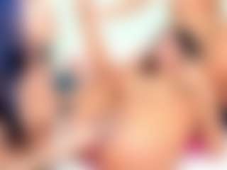 Rubi-18's Live Sex Cam Show