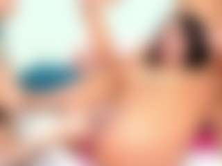 Rubi-18's Live Sex Cam Show