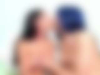 Rubi-18's Live Sex Cam Show