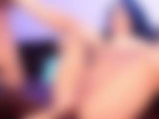 Rubi-18's Live Sex Cam Show