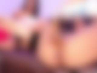 Rubi-18's Live Sex Cam Show