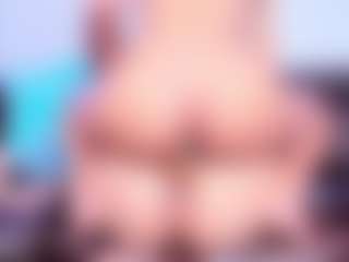 Rubi-18's Live Sex Cam Show