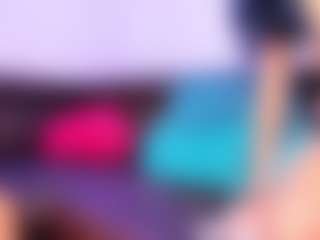 Rubi-18's Live Sex Cam Show