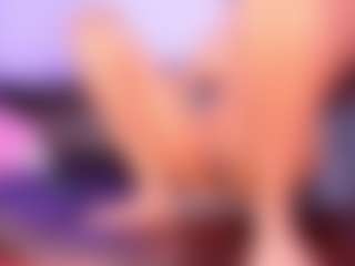 Rubi-18's Live Sex Cam Show